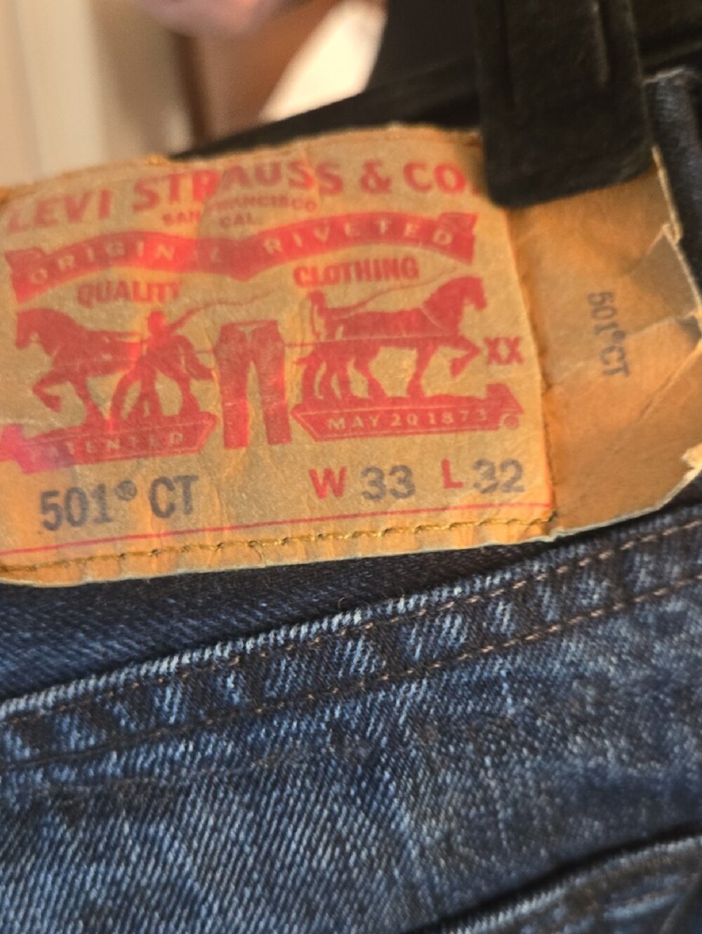 Levi's 501 Dark Blue Straight Men's Jeans 33x32 - Picture 3 of 5